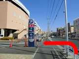 お車で新横浜方面からお越しの方は「北1入口」をご利用ください。
※右折入庫はできませんのでご注意ください。