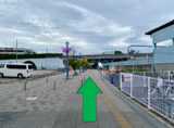 埼玉高速鉄道「浦和美園駅」出口3の階段をご利用ください。
「浦和美園駅」をでましたら、しばらく直進してください。