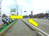 国道8号線「総合運動公園口」を左折します。JA松任本店が目印です。