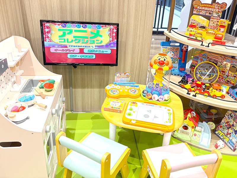 キッズスペースや授乳室がございます